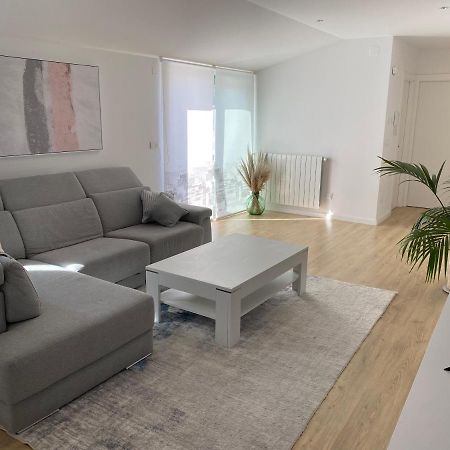 Atico Noa Con Terraza Y Parking Apartamento Pontevedra Exterior foto