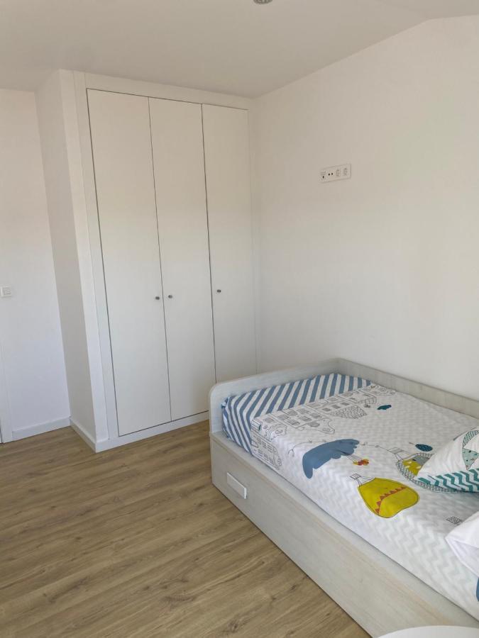 Atico Noa Con Terraza Y Parking Apartamento Pontevedra Exterior foto